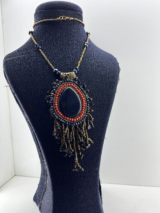 Doğaltaş Kırmızı Kolye