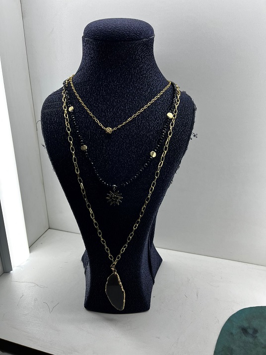 üçlü dogaltas kristal karışık kolye siyah