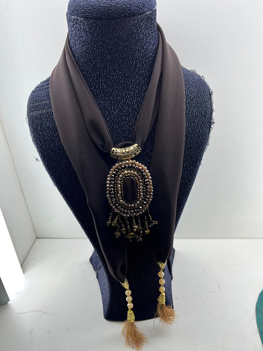 Seren dolama kolyeler el işçiliği doğal taş kahverengi