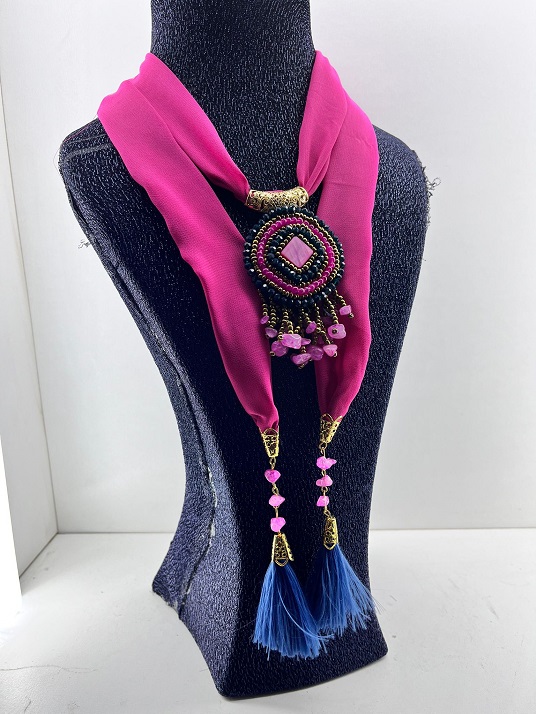 Seren dolama kolyeler el işçiliği doğal taş fuşya