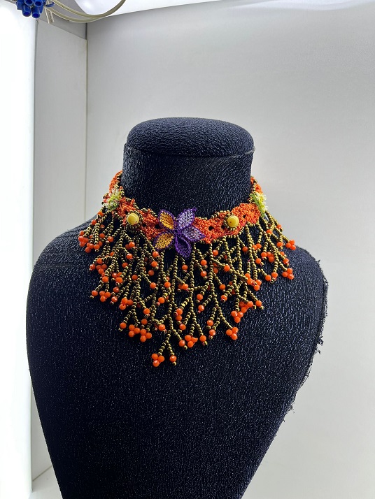 İyne oyali el işçiliği kolyeler